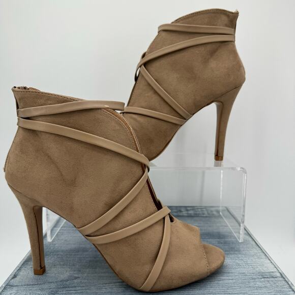 NEW Journee Collection Women’s Samara High Heel Ankle Boots Taupe Size 8.5 - Picture 1 of 10